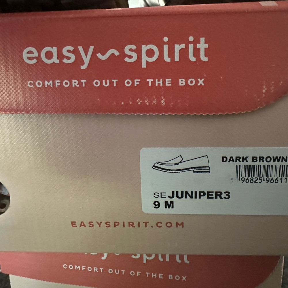 Brand new in box Easy Spirit Women’s Juniper3 Brown Slip-On Loafers - Picture 2 of 6